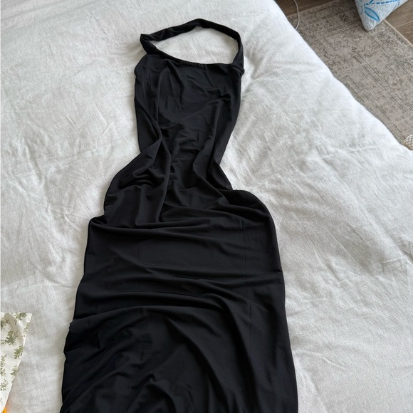 Marianne Asymmetrical Slinky Maxi - Picture 4 of 4